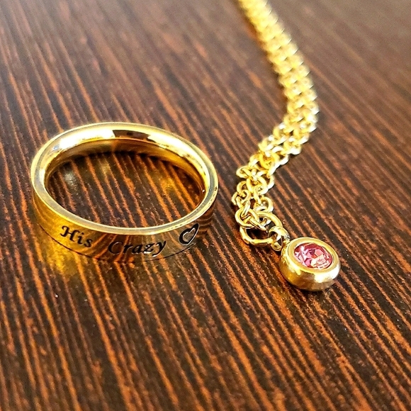 MJartoria Matching Necklaces, His & Hers Engraved Rhinestone Rings Set - Picture 6 of 13